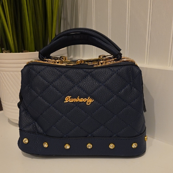 Navy Quilted Women's Bag - Picture 1 of 7